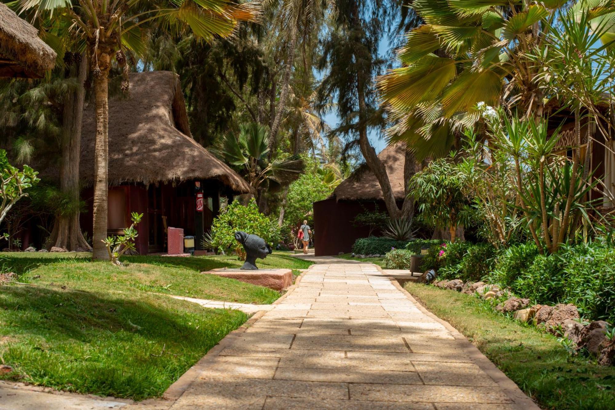 Royal Horizon Baobab Hotel Somone Exterior foto
